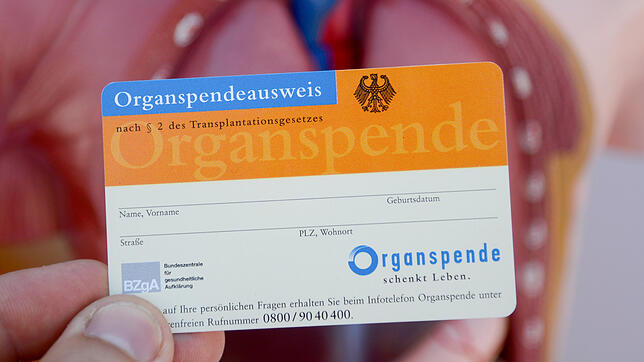 Bild : Bundestag lehnt Widerspruchslösung für Organspenden ab