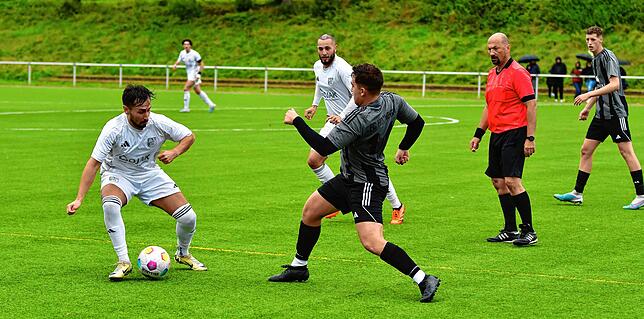 Bild 6: SV Blau-Weiß Murg besiegt FC Hochrhein mit 1:0 – und wir haben Bilder!