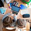 Die Grundschule in Häusern bekommt eine EDV-Grundausstattung. Dazu gehören auch fünf Laptops.