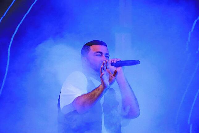 Bild 4: Marteria begeistert die Fans beim Southside