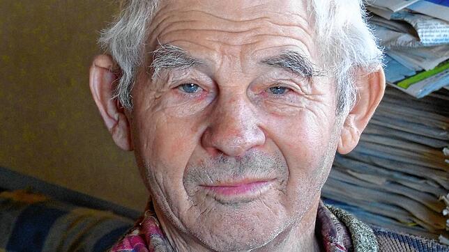 Als ob es gestern gewesen wäre, erinnert sich der 85-jährige Konrad Reck an die Epidemie im Dorf unmittelbar nach dem Krieg.