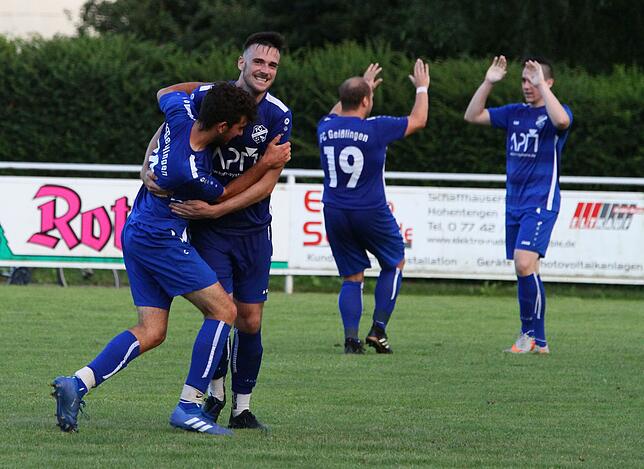 Bild 18: FC Erzingen müht sich in der Verlängerung zum 3:2-Pokalsieg beim Lokalrivalen FC Geißlingen &ndash; und wir haben Bilder!