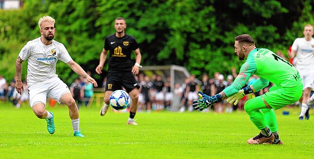 Bild 5: Die Südsterne feiern! Unsere große Bildergalerie vom Relegationsspiel zwischen Singen und Laufenburg