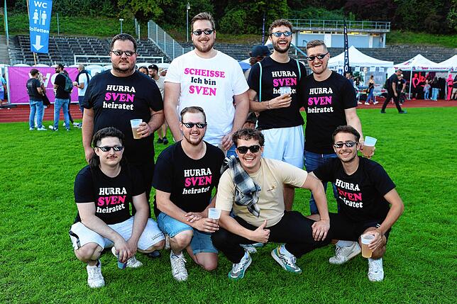 Bild 4: Konstanz: Elektro-Festival am See: Tausende singen, tanzen und feiern auf dem Gute-Zeit-Festival