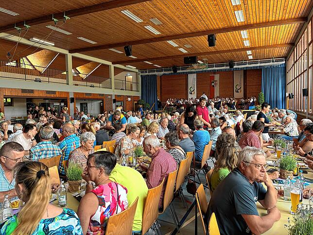 Bild 16: Buntes Programm und ausgelassene Stimmung in Orsingen-Nenzingen