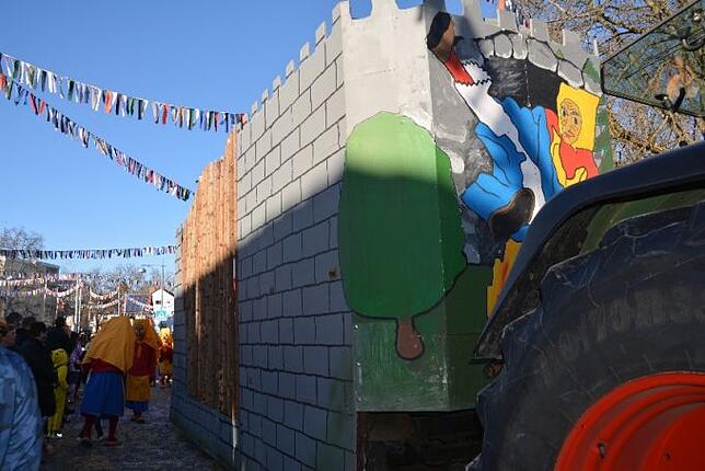 Bild 46: Bilder vom Narrentreffen der Urviecher-Zunft Bad Dürrheim: Großer Festumzug (4)