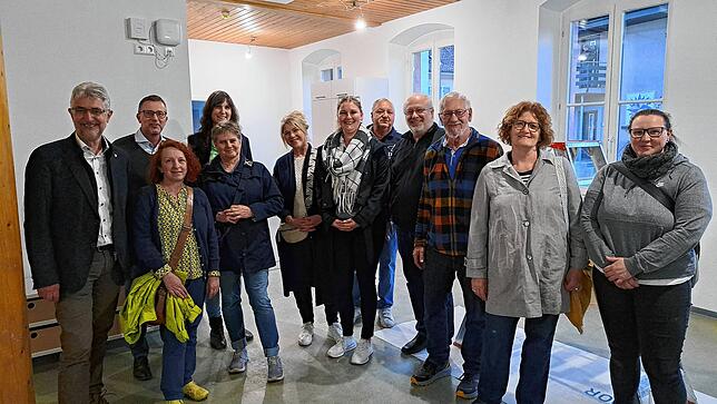 Von links: Bürgermeister Michael Thater, Markus Schilloks, Susanne Kladisch, Cornelia Finkbeiner, Angelika Buchmann-Flaitz, Petra ...