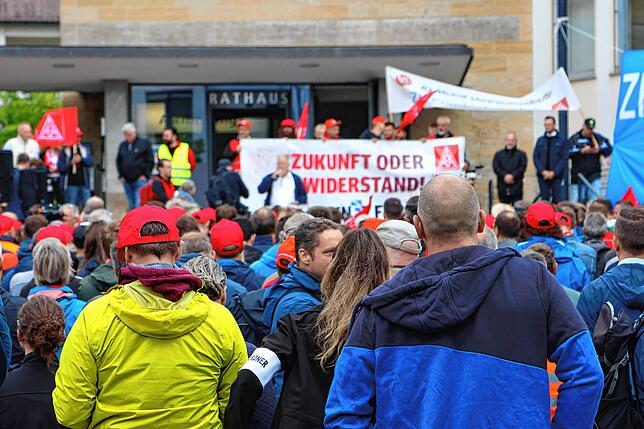 Bild 17: ZF Friedrichshafen: Bilder vom Protestmarsch gegen den Stellenabbau