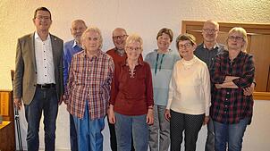 Ehrender und Jubilare (von links): Vorsitzender Markus Zähringer, Günter und Erika Rauscher (60 Jahre), Dieter Schweizer (50), Lore ...