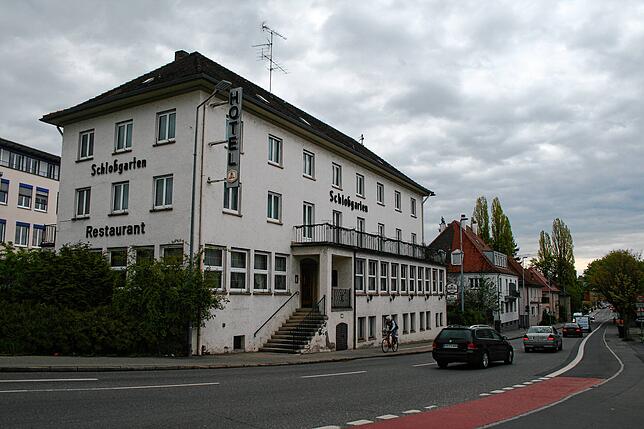Das Hotel Schlossgarten in der Friedrichstraße schloss 2016 geschlossen. Seither wird es vom Landratsamt als Gemeinschaftsunterkunft für ...