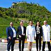 Gruppenbild zum Start des neuen Neurochirurgen am Krankenhaus Singen (von links): Direktor Medizin und Pflege des Gesundheitsverbundes ...