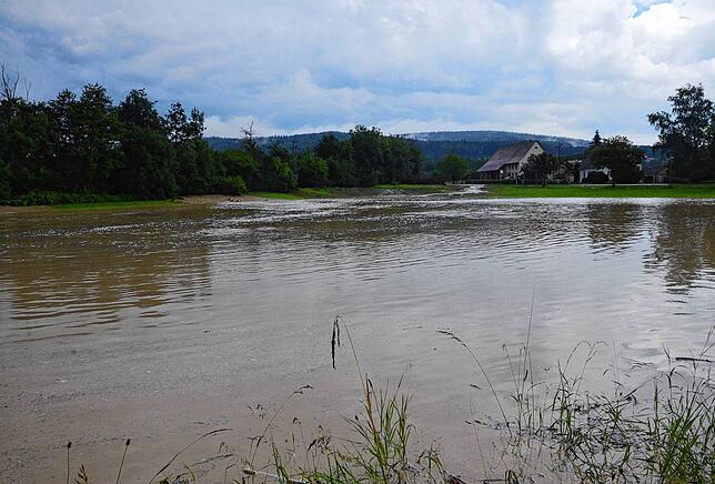 Bild 19: Bilder vom Unwetter in Markdorf: Evakuierung des Campingplatzes