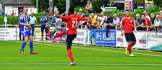 Bild 12: VfB Waldshut sichert in der Nachspielzeit das 2:2 gegen Aufsteiger SG Mettingen/Krenkingen &ndash; und wir haben Bilder!