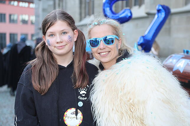 Bild 21: Konstanzer Straßenfasnacht 2025: Die Altstadt wird zum Narrenparadies - Die Bilder vom Abend!
