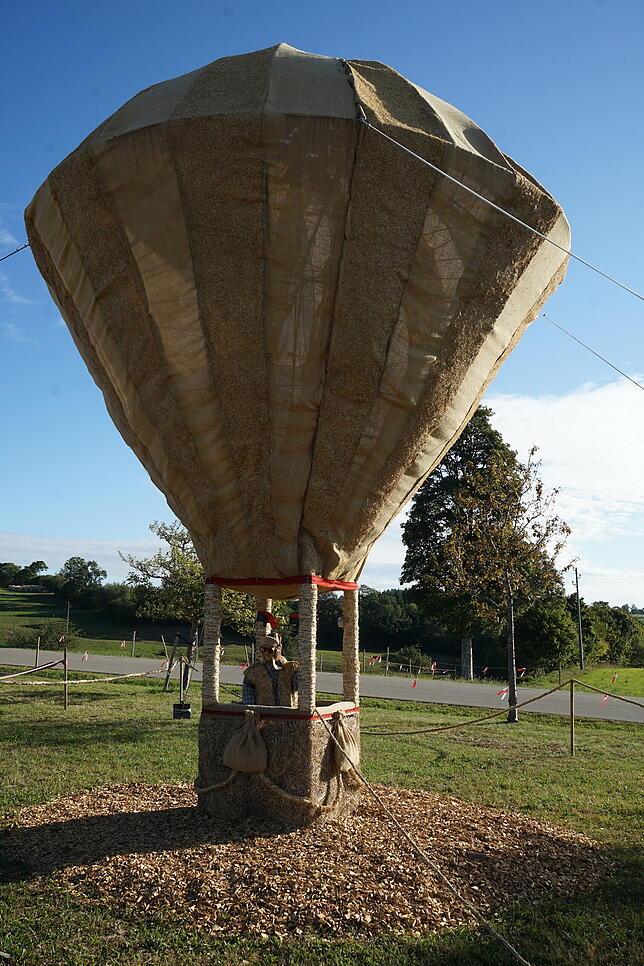 Schon von Weitem sieht man den Heißluftballon, den die Trachtentanzgruppe Amrigschwand-Tiefenhäusern gebaut hat.