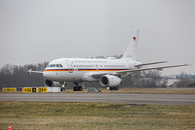Bild 2: Warum Bundeskanzlerin Angela Merkel auf dem Weg nach Davos einen Zwischenstopp in Friedrichshafen einlegte
