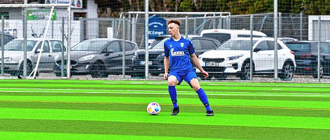 Bild 11: FC Erzingen unterliegt den SF Schliengen mit 2:4 &ndash; und wir haben Bilder!