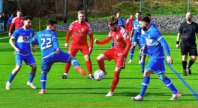 Bild 17: FC Schlüchttal siegt 3:2 gegen den FC Erzingen &ndash; und wir haben Bilder!