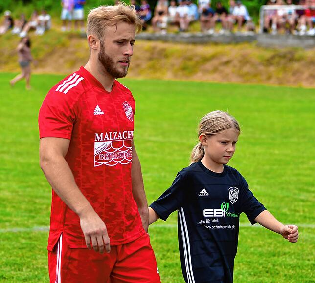 Bild 7: Keine Tore zwischen dem FC Dachsberg und dem SV Berau &ndash; aber wir haben Bilder!
