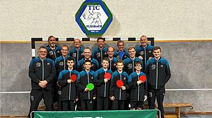 Die aktiven Spieler und der Nachwuchs des Tischtennisclubs Nußbach: Sie freuen sich auf ihre Jubiläumsveranstaltungen, die sich über ...
