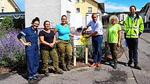 Grund zum Feiern (von links): Amalia Besada, Angela Ristic, Kira Reimann, Schopfheims Bürgermeister Dirk Harscher, Karien Miehle-Bohne ...