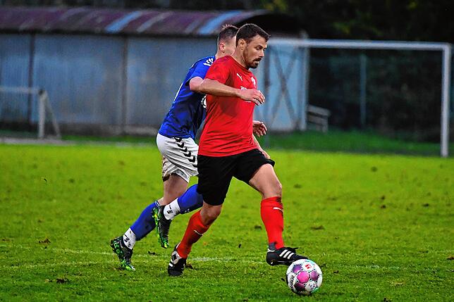 Bild 11: FC Hochrhein unterliegt klar mit 1:4 bei den SF Schliengen &ndash; und wir haben Bilder!