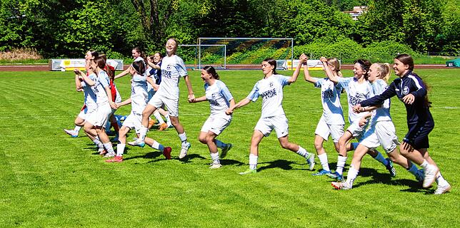 Bild 8: Jubel bei den C-Juniorinnen des Hegauer FV! Unsere Bilder vom Verbandspokal-Finale