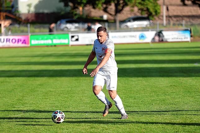 Bild 29: FC Erzingen gewinnt Derby beim SV Jestetten vor 400 Zuschauern mit 3:1 – und wir haben Fotos!