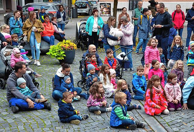Bild 3: Spaß steht im Vordergrund bei der Kindermeile. Wir haben die schönsten Bilder von Freitag – Teil 1