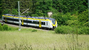 Auf der Strecke der Breisgau-S-Bahn, hier der Abschnitt zwischen Döggingen und Unadingen, kommt es ab dem 27. Mai zu Zugausfällen und ...