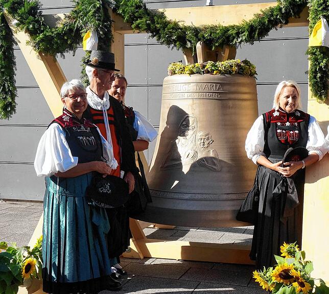 Großzügige Spender: Alt Waldshut – hier einige Mitglieder – ist einer der Waldshuter Traditionsvereine, der für die Glocken ...