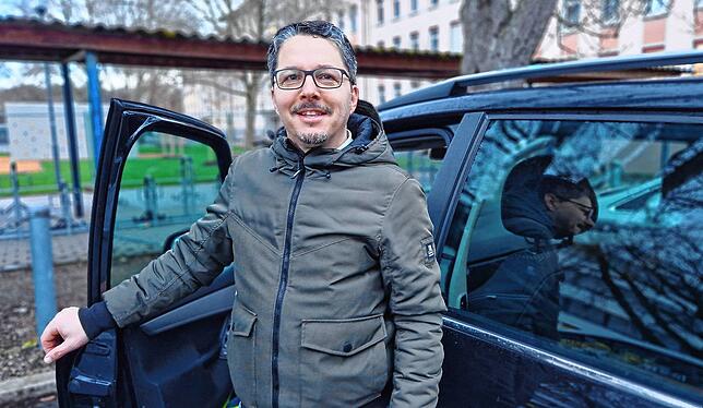 Philip hat am heutigen Montag mit sechs statt nur zwei Kinder zur Schule gefahren.