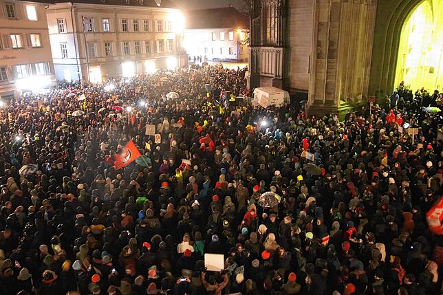 Bild 1: Konstanz - Demo gegen rechts am 24.01 - Der Protest in Bildern