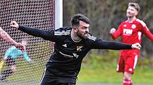 Siegtreffer: Sandro D&lsquo;Accurso gelang mit seinen ersten Toren für den SV 08 Laufenburg, seit seinem Wechsel zum Landesligisten, die ...