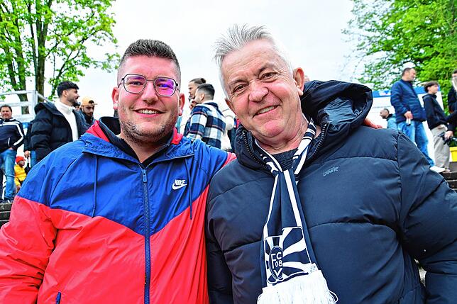 Bild 24: So feiern die Fans den Aufstieg des FC 08 Villingen