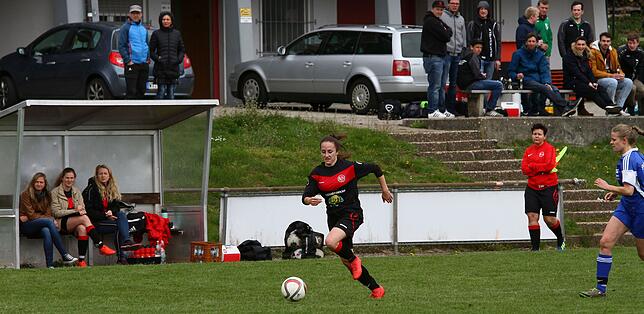 Bild 17: Fußballerinnen des SV Niederhof besiegen die SG Görwihl – und wir haben die Bilder!