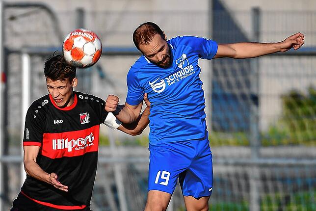 Bild 11: TuS Efringen-Kirchen gleicht in letzter Minute zum 3:3 gegen FC RW Weilheim aus &ndash; wir haben Bilder!