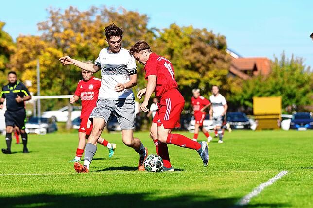 Bild 33: FC Dachsberg gewinnt Derby bei der SG Hotzenwald mit 7:2 – und wir haben Fotos!