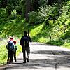 Im Hotzenwald lockt die Natur: Eine Wandersfamilie im Schwarzenbachtal. Dennoch verzeichnen die Hotzenwaldgemeinden Rückgänge bei den ...