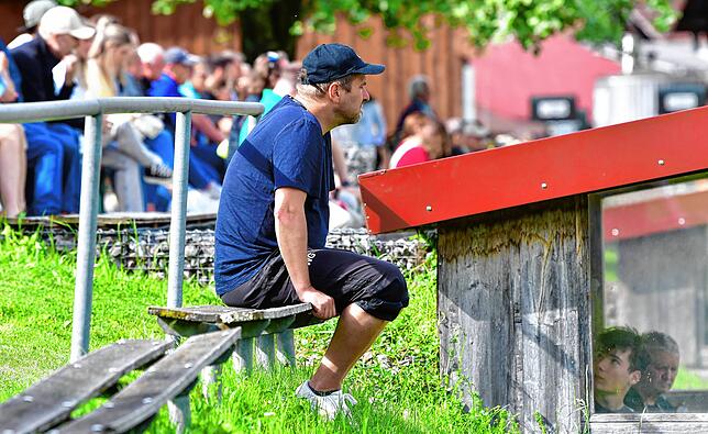 Ratlos: Trainer Werner Gottschling vom TuS Efringen-Kirchen findet keine Erklärung für die mentale Blockade seiner Elf. Aus den letzten ...