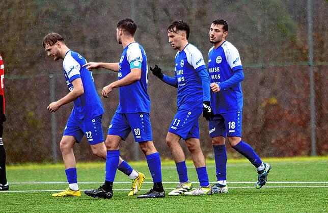 Bild 22: Letzte Aktion bringt FC Überlingen einen Punkt gegen FC Radolfzell. Wir haben die besten Bilder!