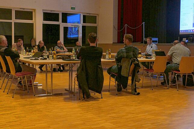 Der Leibertinger Gemeinderat tagt im Bürgerhaus Kreenheinstetten. | Bild: Heinrich Stur
