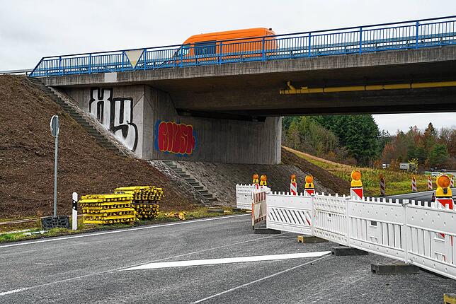 Bild 4: Ortsumfahrung Oberlauchringen: Wir nehmen Sie noch vor der Eröffnung mit auf eine erste Fahrt über die neue Trasse (mit Video)