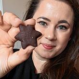 Isabelle Arndt mit ihren Espresso-Sternen.