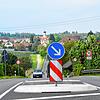 Eine Querungshilfe wie diese an der B33 auf Höhe Wirrensegel sieht das Radwegekonzept für den Bereich B33/Azenbergstraße in Ittendorf ...