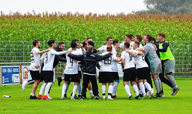Bild 7: Die besten Bilder der Bezirksliga-Partie zwischen Mühlhausen und Anadolu