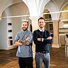 Voller Tatendrang: Daniel Richter (links) und Marius Preuss übernehmen die Alte Hofbibliothek. Neben Veranstaltungen soll es dort ...