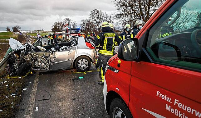 Im Januar war die Meßkircher Wehr auch bei einem schweren Unfall zwischen Wackershofen und Sauldorf gefordert. Archivbild: Günther Brender