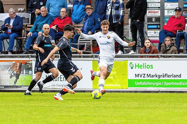 Bild 10: SV 08 Laufenburg deklassiert FV Lörrach-Brombach mit 6:1 – und wir haben Fotos!