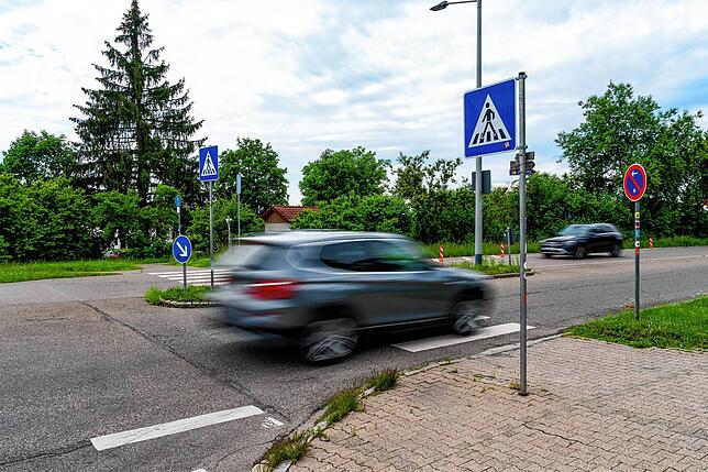 Der Zebrastreifen bei der Aral Tankstelle in der Vöhrenbacher Straße, Abzweigung am Hochgericht. Autofahrer würden hier oft nicht ...